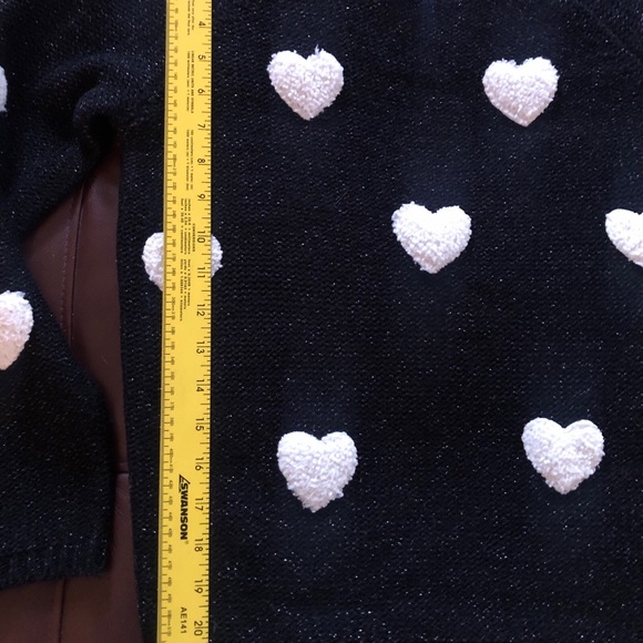 Lauren Conrad XS black & white hearts sweater. Vintage. - Picture 8 of 10